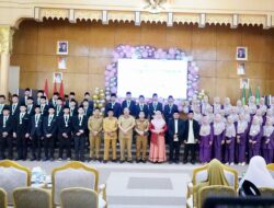 Bupati Satono Apresiasi Acara Pelepasan Santri dan Santriwati SD IT dan SMP IT Sulthoniyah Sambas