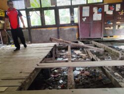 Memprihatinkan! Lantai dan Dinding Kelas Berlubang, Kondisi SDN 18 Enggadang Rusak Parah