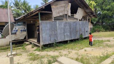 Rusak Parah dan Kurang Ruang, Siswa MIS Nurul Islam Seradi B Harus Belajar dalam Satu Ruang Dibagi Jadi Empat Kelas