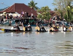 Ribuan Penonton Antusias Saksikan Lomba Sampan Bidar Se-Kabupaten Sambas di Sungai Selakau