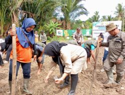 Dukung Program Swasembada Pangan, Nurmaya Dewi Ikut Tanam Jagung Perdana di Desa Pangkalan Bemban