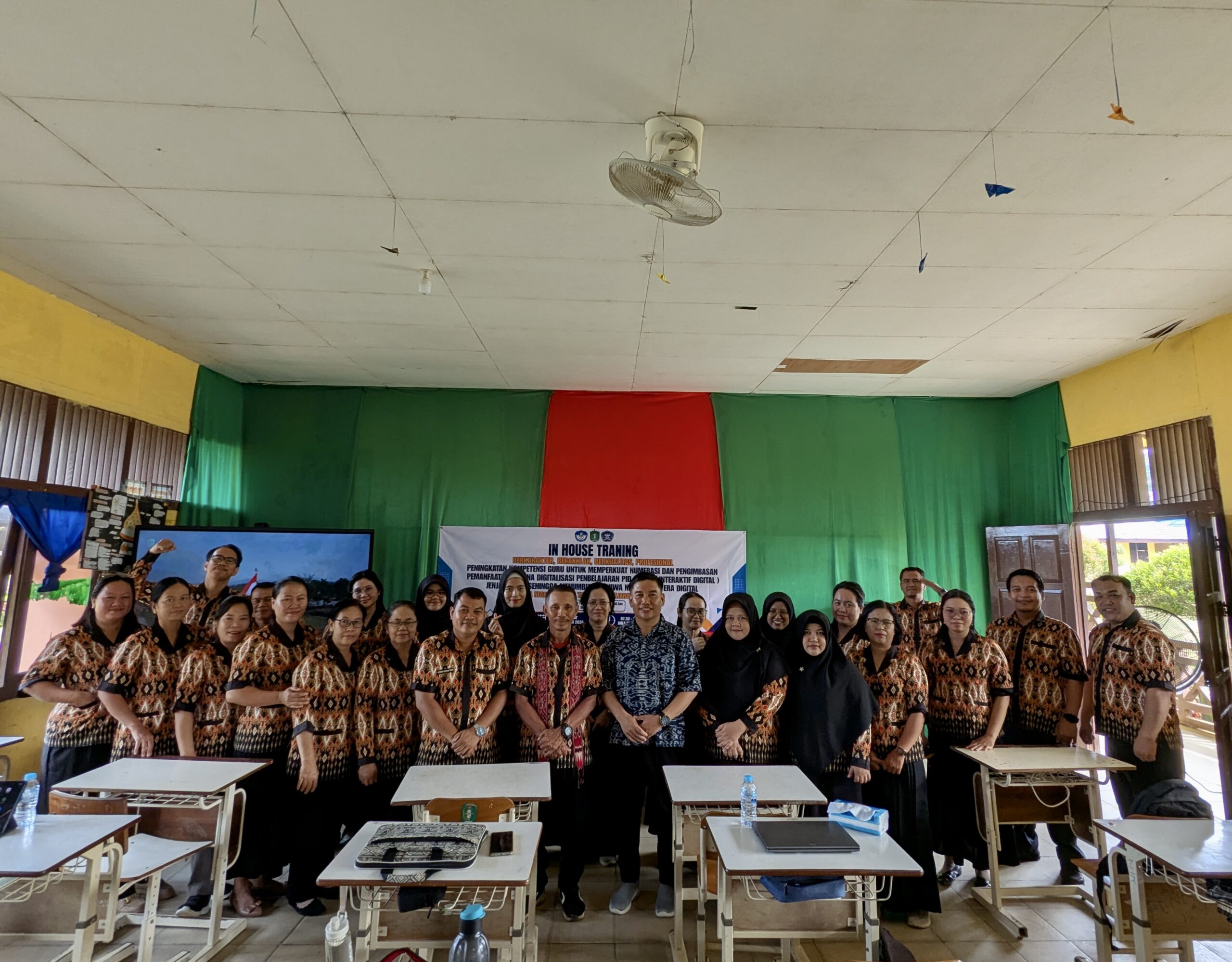 Dosen UNISSAS