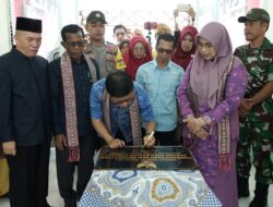 Resmikan Gedung SMPN 4 Teluk Keramat, Bupati Satono Dorong Pemerataan Pendidikan