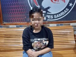 Mahasiswi Asal Tebas Sungai Ditangkap Polisi Usai Kedapatan Membawa Narkoba ke dalam Kost di Sekura